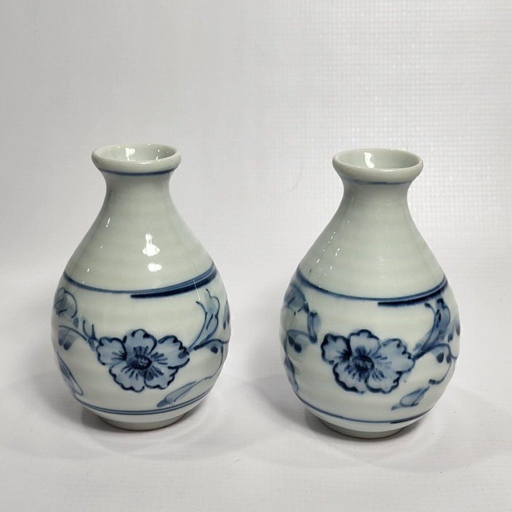 2 - Japanese 5" Bud‎ Porcelain Bud Vases Blue & White